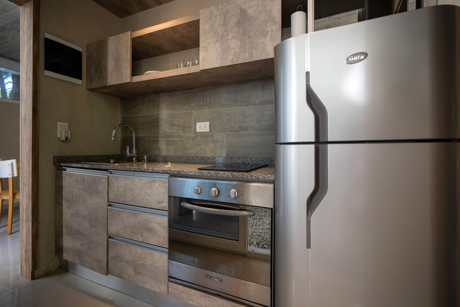 Cocina acceso jardín